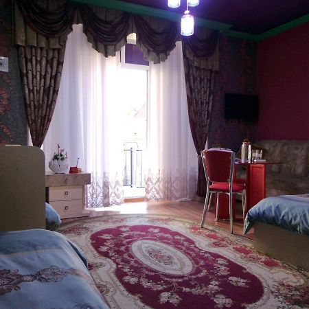 Bed and Breakfast Tubram S Ailəvi Qonaq Evi Şǝki Exteriér fotografie