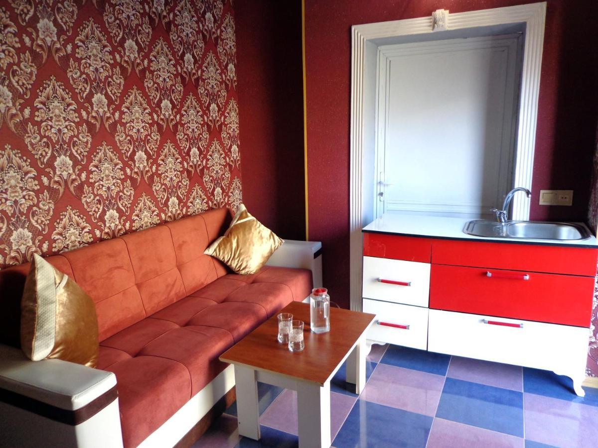 Bed and Breakfast Tubram S Ailəvi Qonaq Evi Şǝki Exteriér fotografie