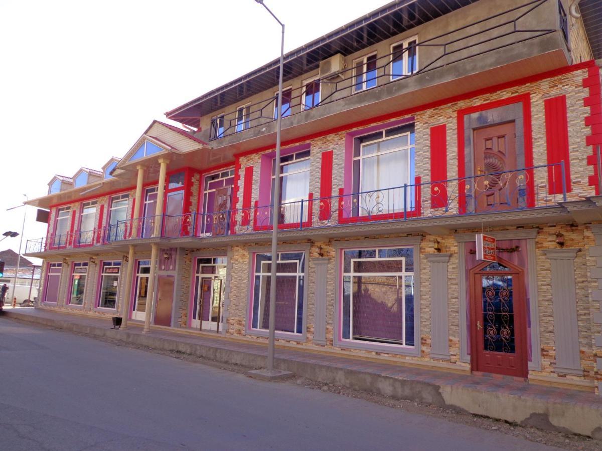 Bed and Breakfast Tubram S Ailəvi Qonaq Evi Şǝki Exteriér fotografie