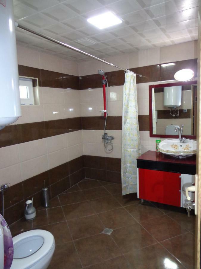 Bed and Breakfast Tubram S Ailəvi Qonaq Evi Şǝki Exteriér fotografie